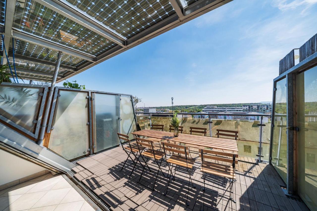 Apartments Next To Schoenbrunn - Free Parking !!! Виена Екстериор снимка