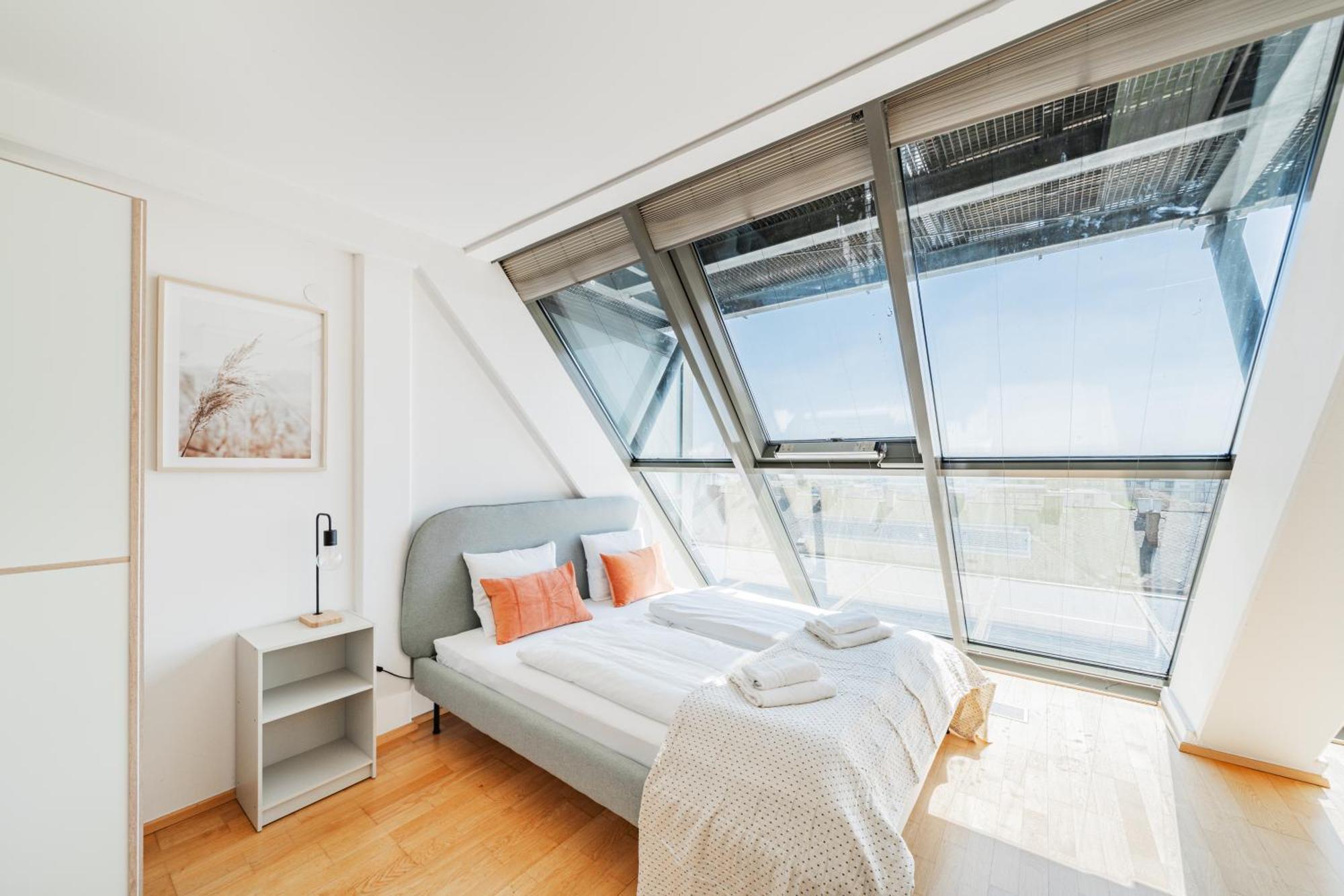 Apartments Next To Schoenbrunn - Free Parking !!! Виена Екстериор снимка