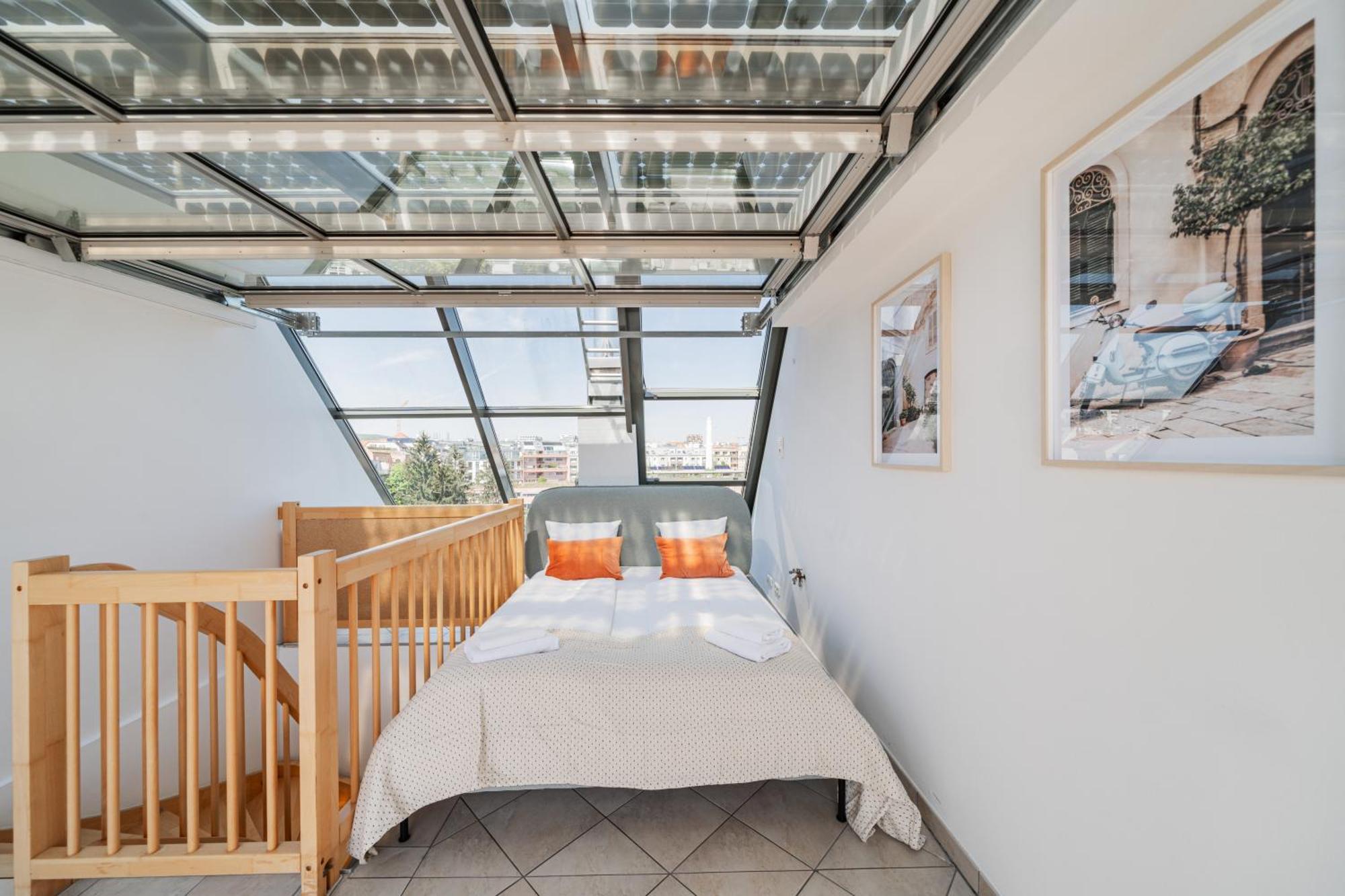 Apartments Next To Schoenbrunn - Free Parking !!! Виена Екстериор снимка