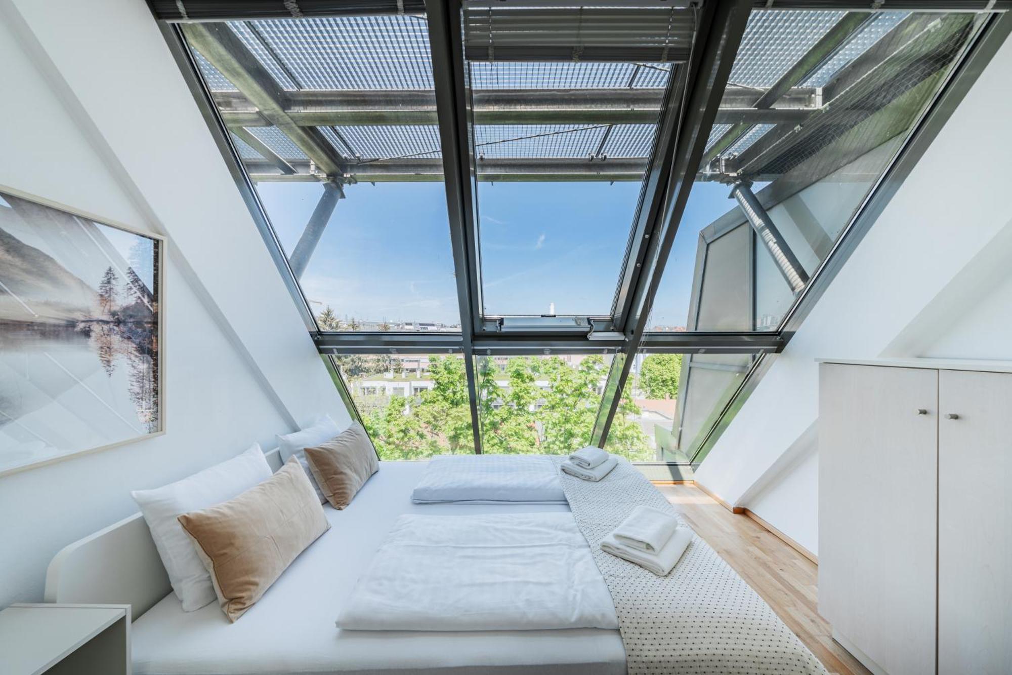 Apartments Next To Schoenbrunn - Free Parking !!! Виена Екстериор снимка