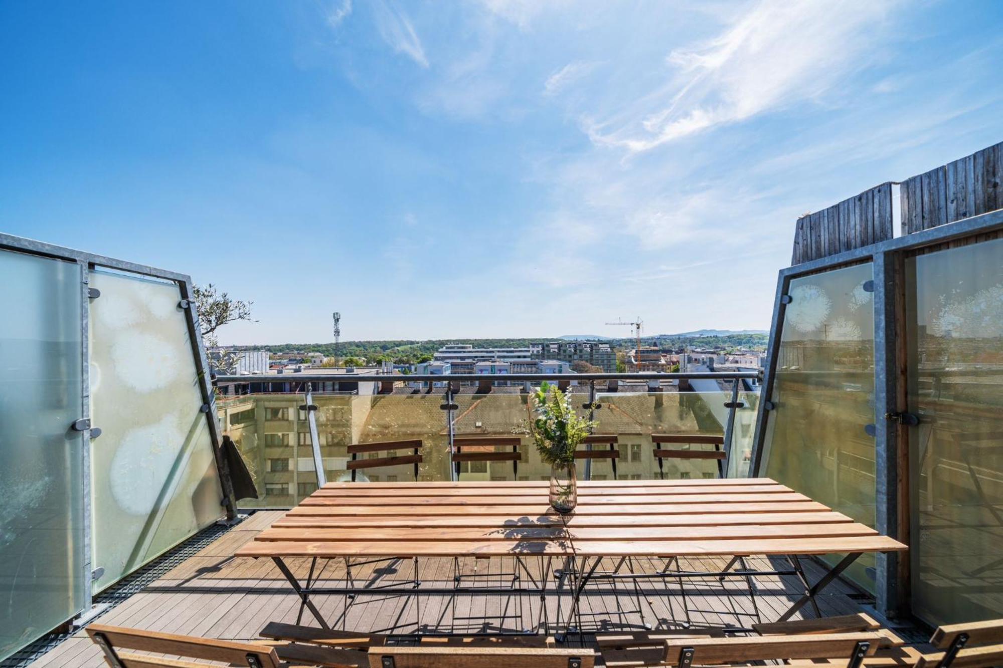 Apartments Next To Schoenbrunn - Free Parking !!! Виена Екстериор снимка